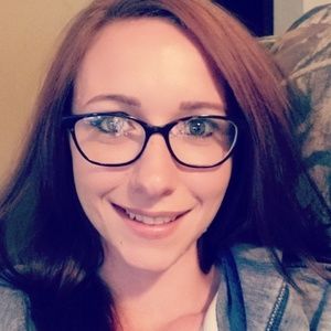 Meet your Posher, Savannah